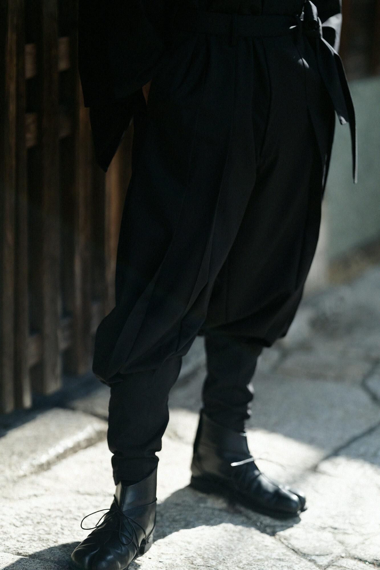 42 Paar Kammgarn, Hakama-förmig (Tattsuke hakamanari)/Nurebairo (Nurebairo)