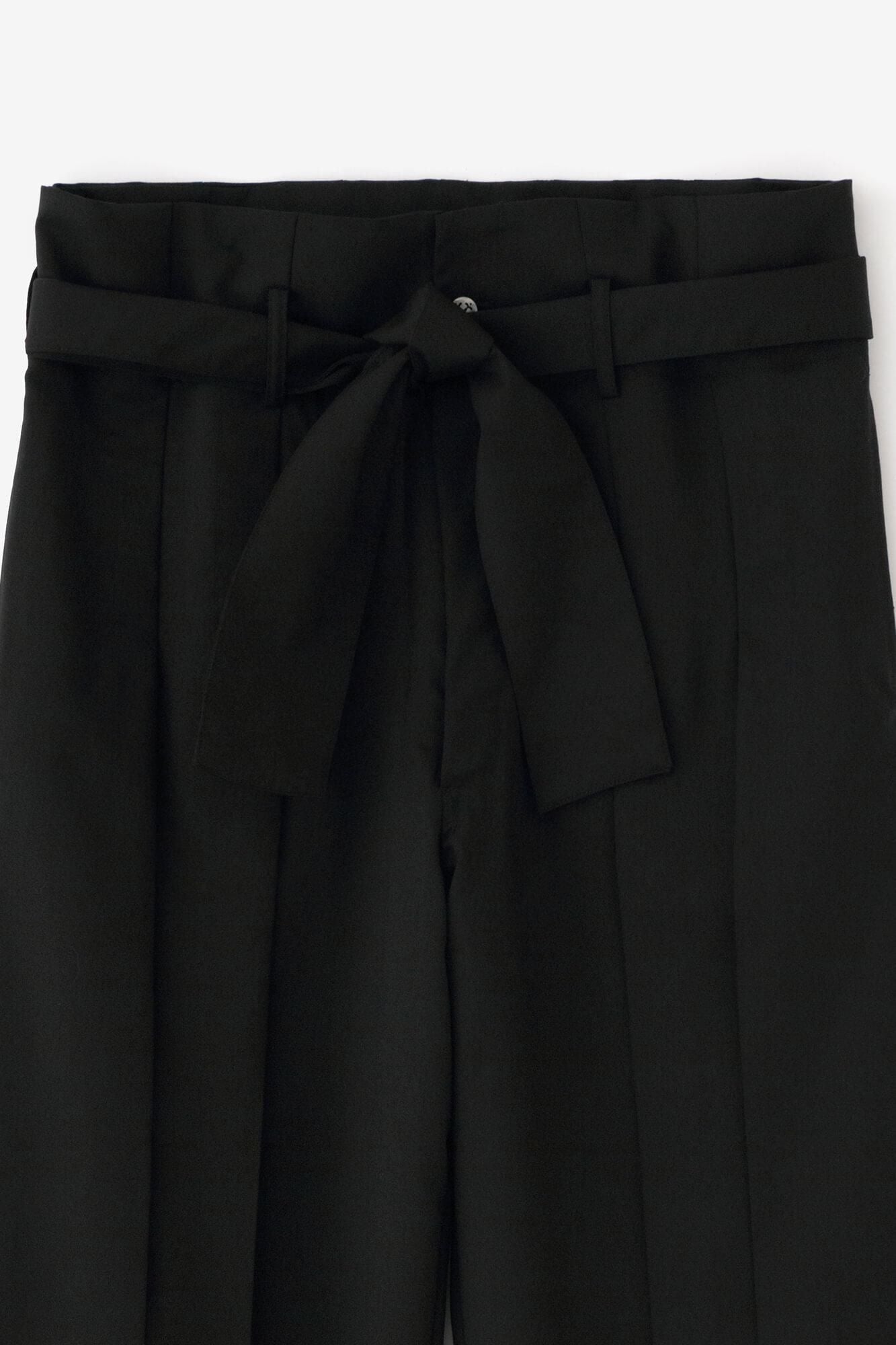 42 Paar Kammgarn, Hakama-förmig (Tattsuke hakamanari)/Nurebairo (Nurebairo)