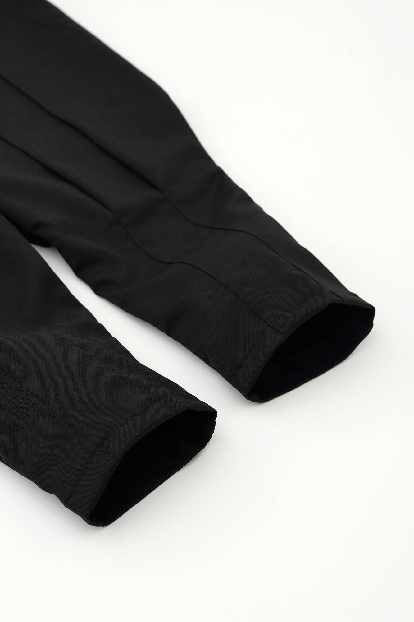 42 Paar Kammgarn, Hakama-förmig (Tattsuke hakamanari)/Nurebairo (Nurebairo)