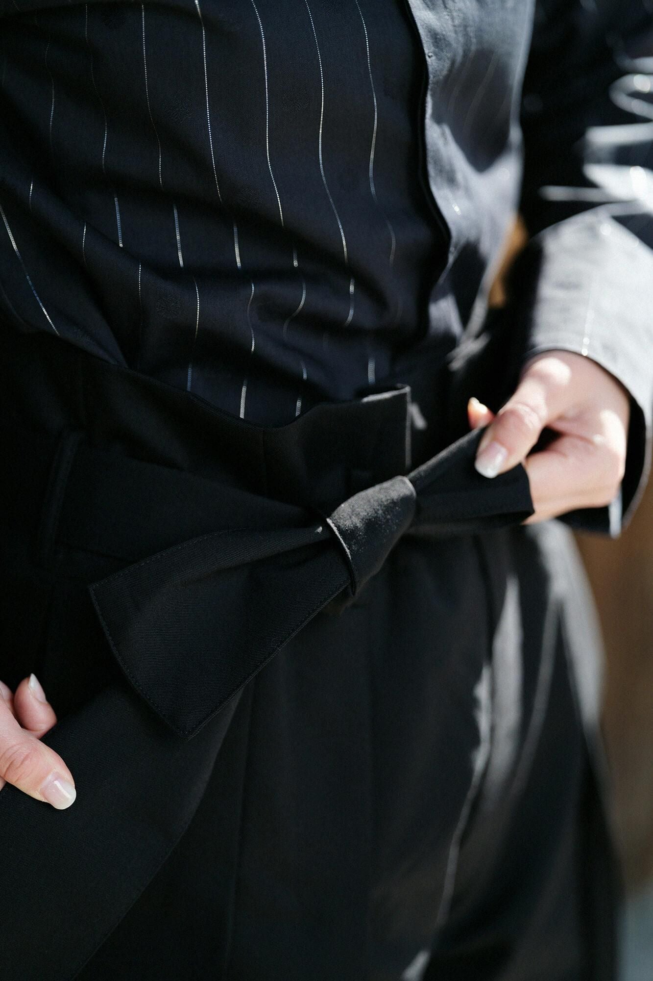 42 Paar Kammgarn, Hakama-förmig (Tattsuke hakamanari)/Nurebairo (Nurebairo)