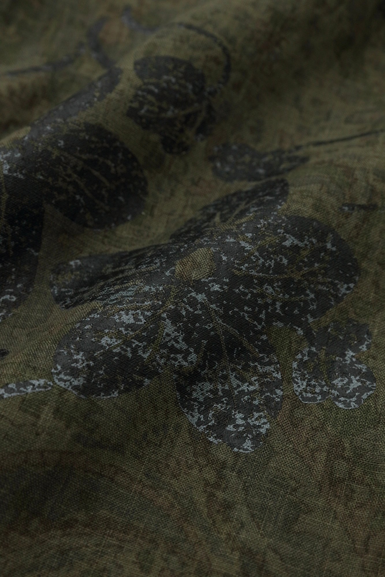 Chanvre Fuuubi Shin'i/Karabana ni Uruwashi Sabi (Sabi) Couleur pin marin (Miruiro)