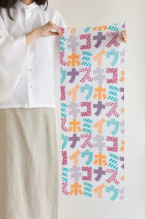 Étoffe Ise Momen / Tenugui en katakana