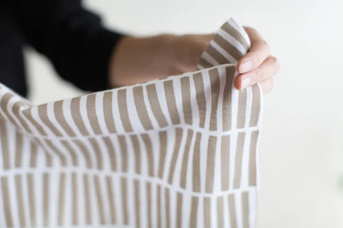 伊勢木綿 textile手ぬぐい／拍子木（ひょうしぎ） つくも×砂色（すないろ）