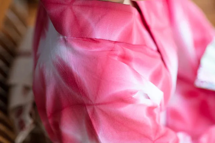 Chita-Baumwolle, weiße Chrysantheme, Baumwollleinen, 30/30, Yukata-Kimonostoff/Karakurena