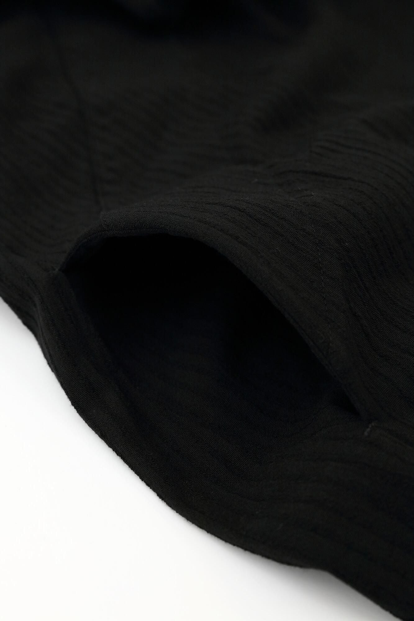 Chizimi Cotton 40/20 Akiha V-neck Short Sleeve Dress / Black