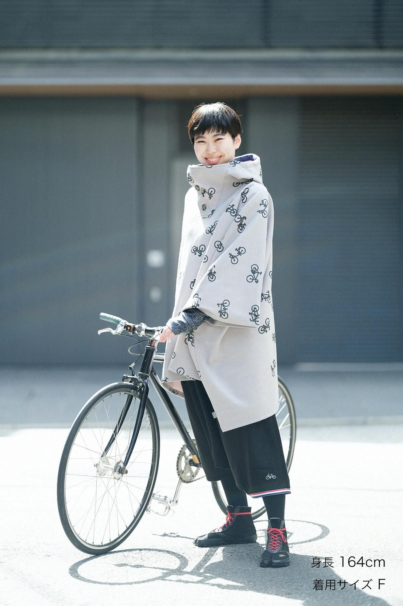 [Nur im Internet verfügbar] Herringbone Jaquart Knit BIKE Poncho/Charin Charin Here and There (Yohaku) Silver Rat (Ginnezu)