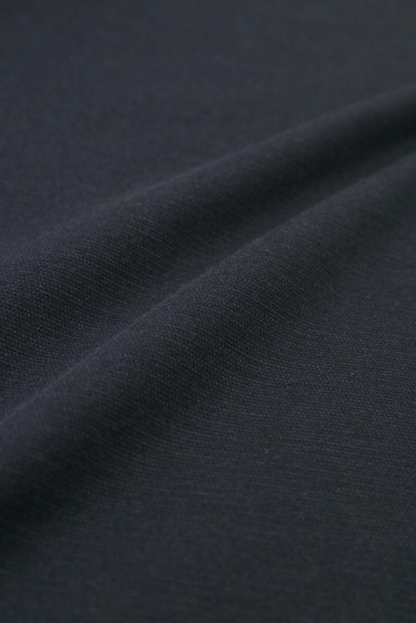 Weiches Thermo(R) gebürstetes Futter, U-Boot-Ausschnitt, L/S-Kleid in Maxilänge/Tiefblau