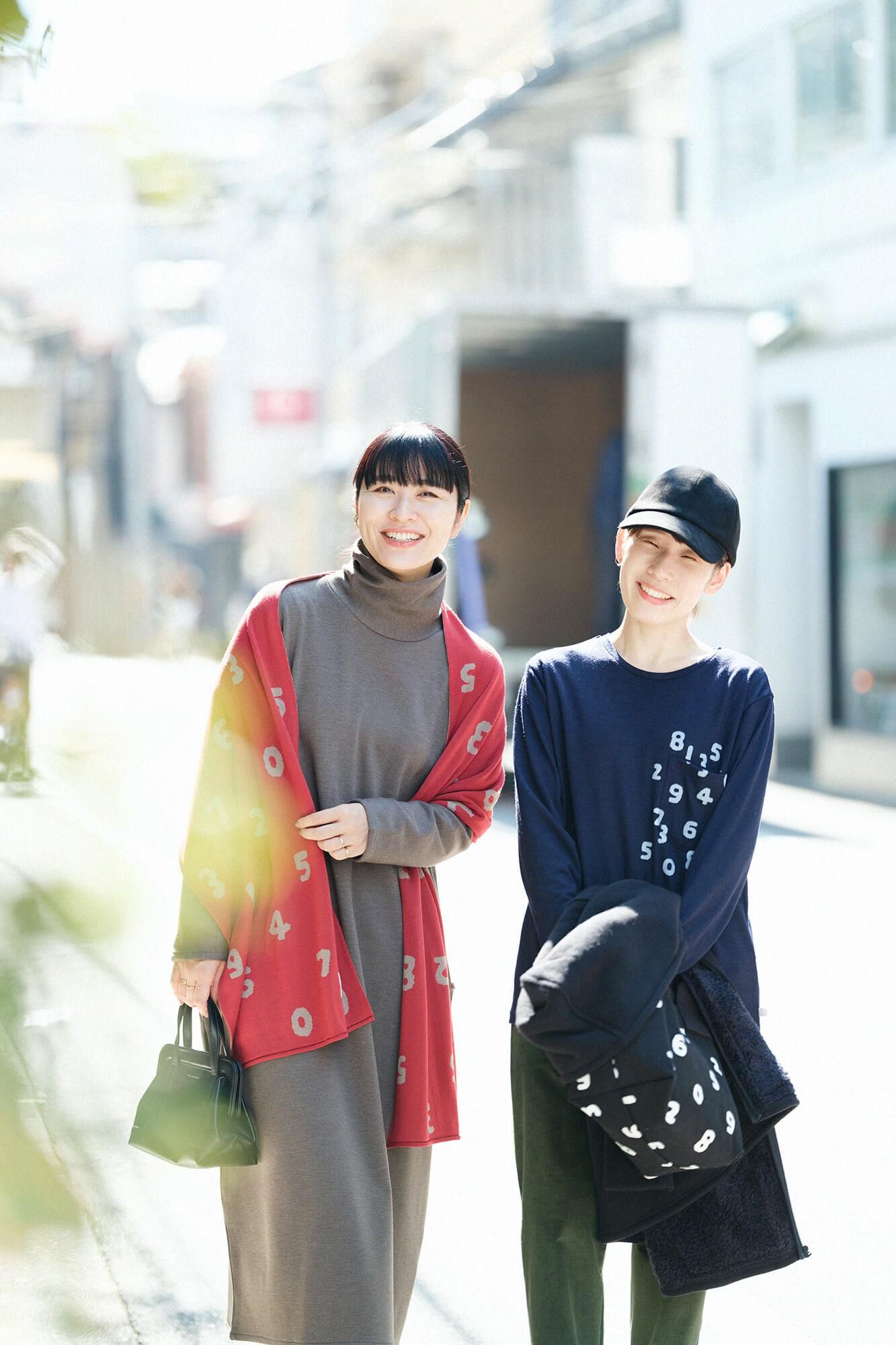 Washable Plain Stitch Wool Long Sleeve Pocket T-shirt／Dark Navy