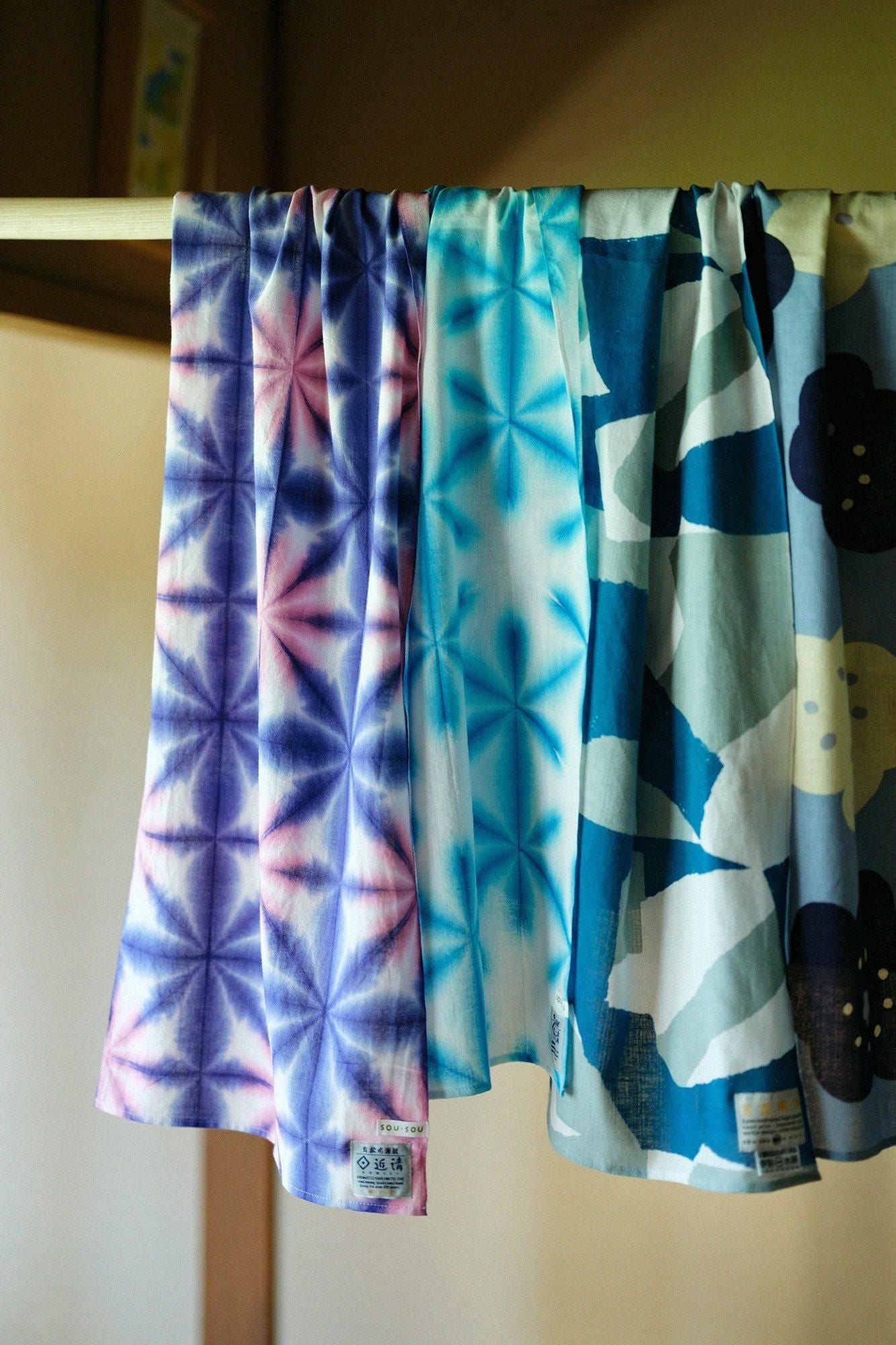 Isemomen Cotton Short Scarf / Accidentally
