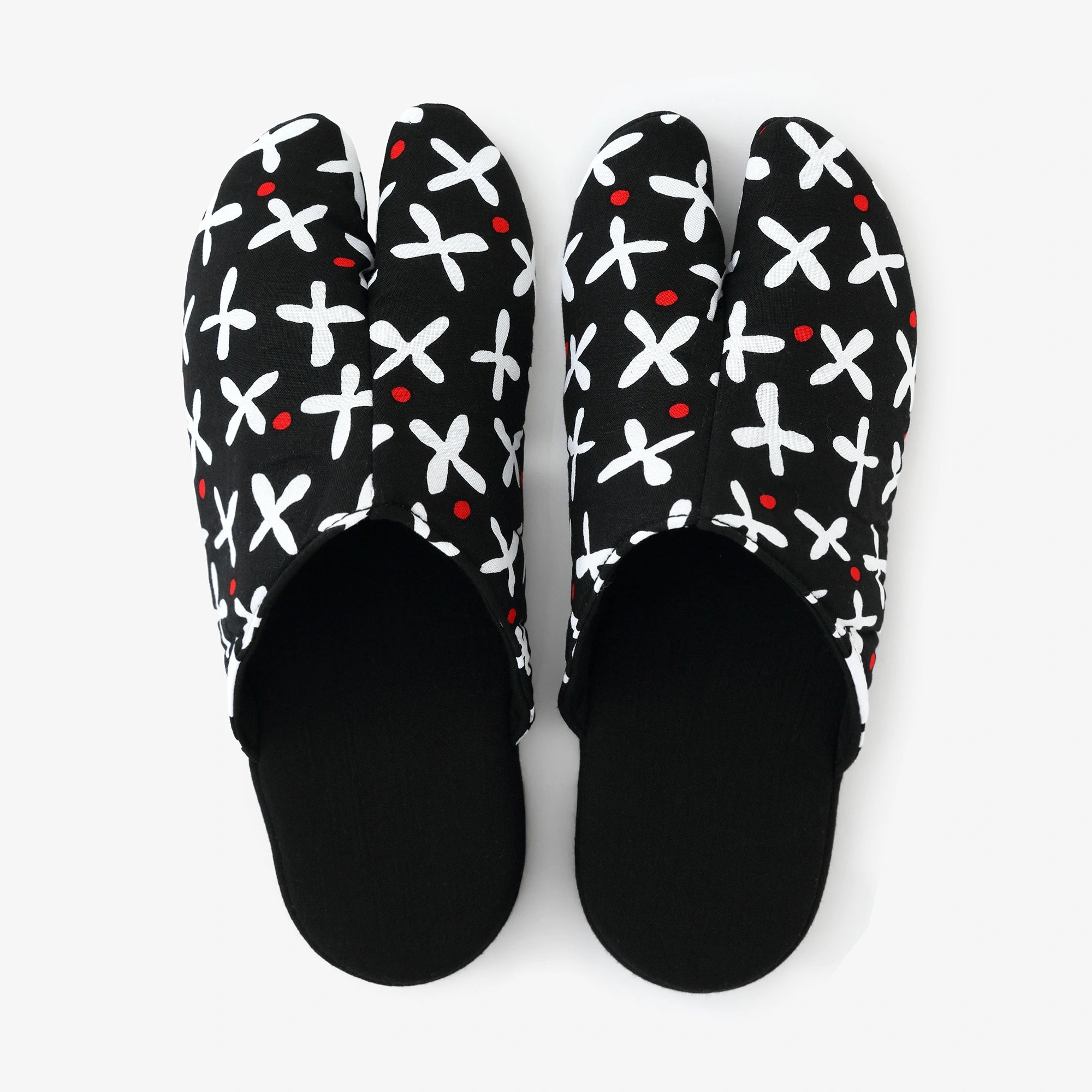 細形 スリッパ足袋／すずしろ草 濡羽色（ぬればいろ）2