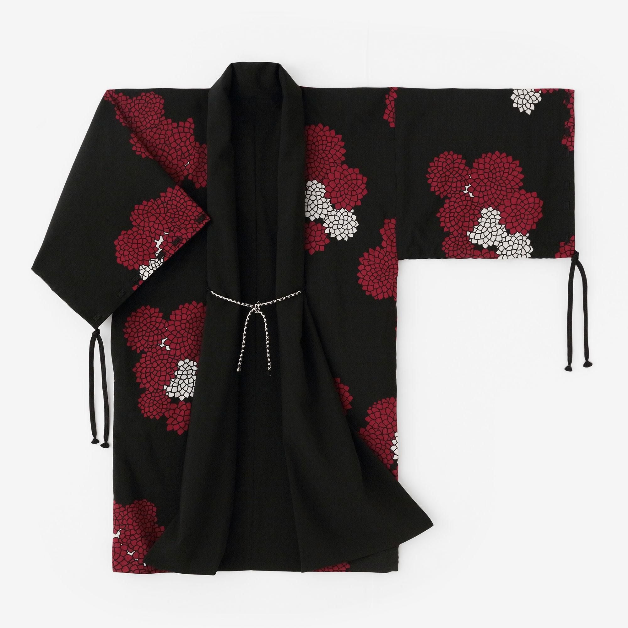 梳毛（そもう）×モスリン 宮中袖（きゅうちゅうそで） 可逆（かぎゃく）／濡羽色（ぬればいろ）×雲間（くもま）に菊2