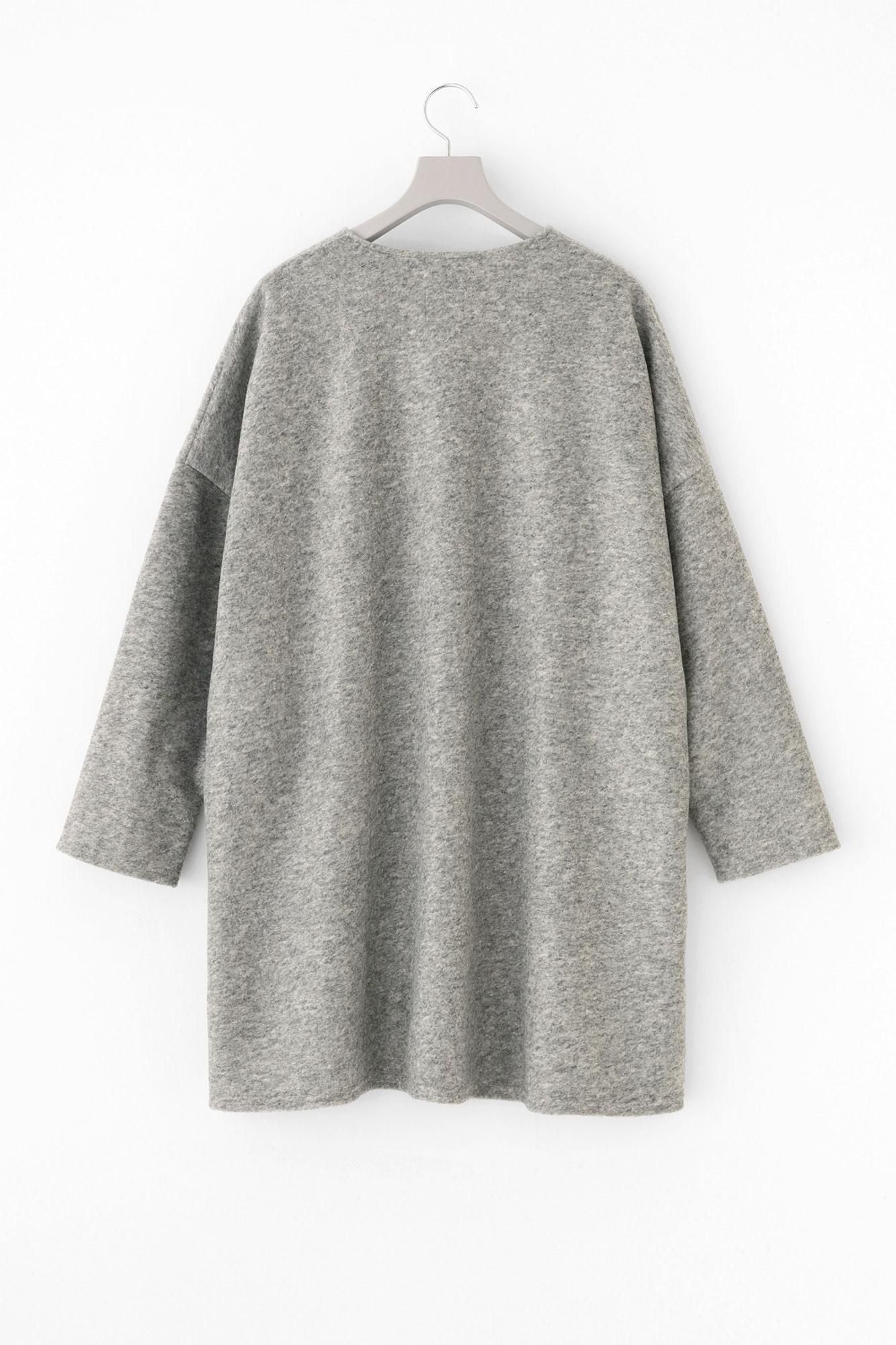 Leichter Tunikamantel aus Splitterstrick mit V-Ausschnitt/Mokuhai