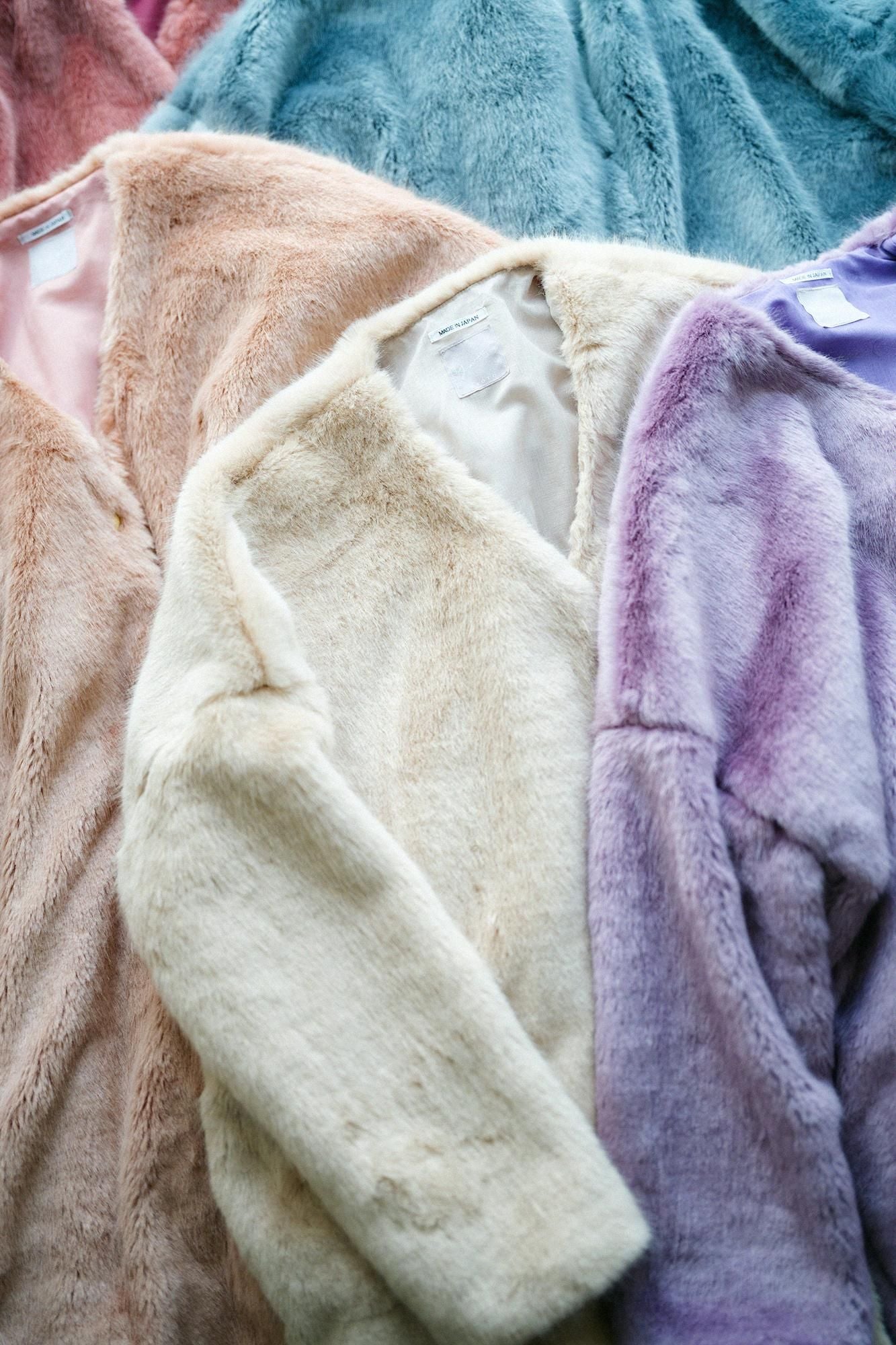 Faux Fur V-neck Light Tunic Coat／Beige