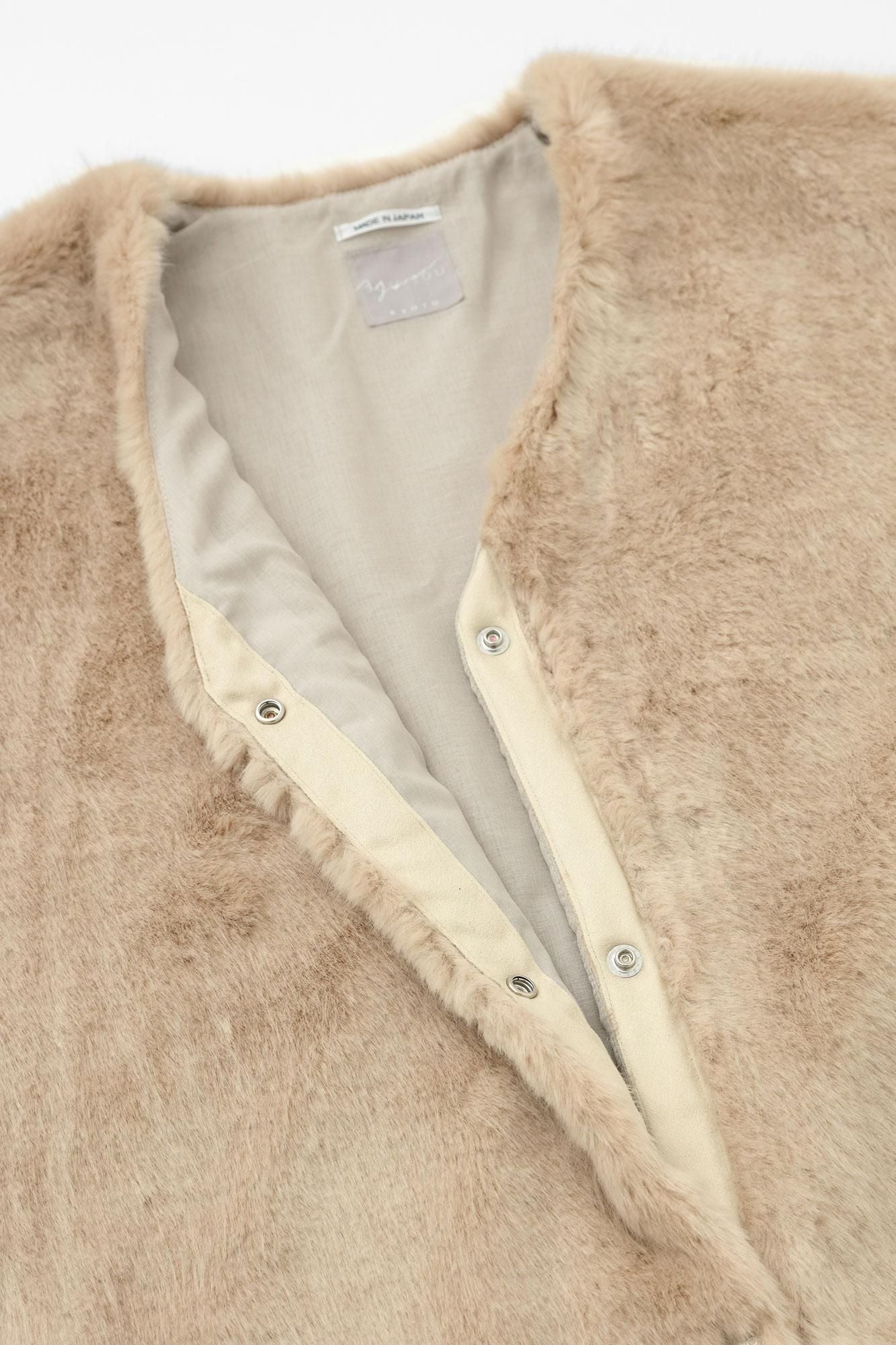 Faux Fur V-neck Light Tunic Coat／Beige