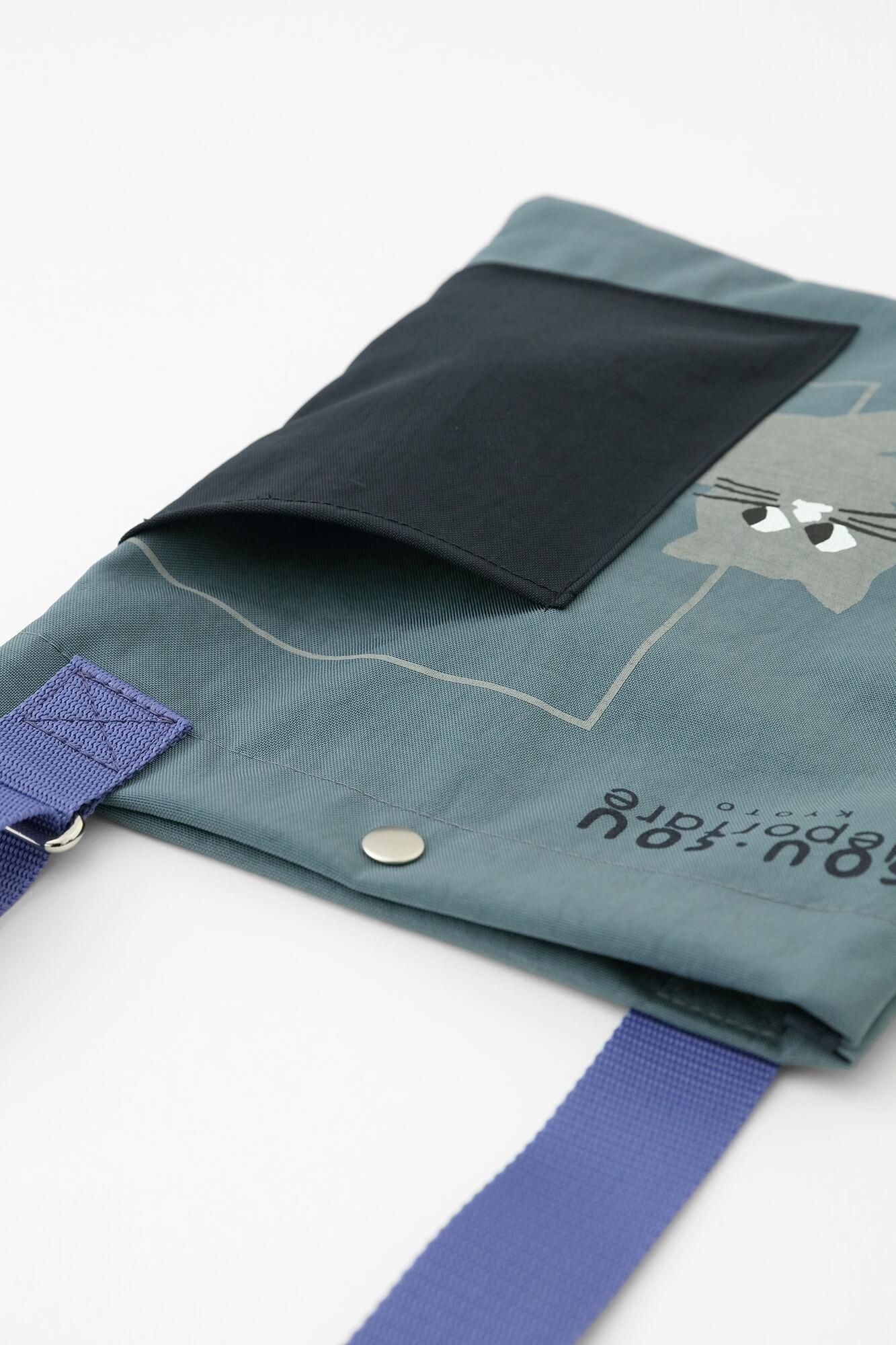 escape ナイロン サコッシュ 小／ヘザーブルー