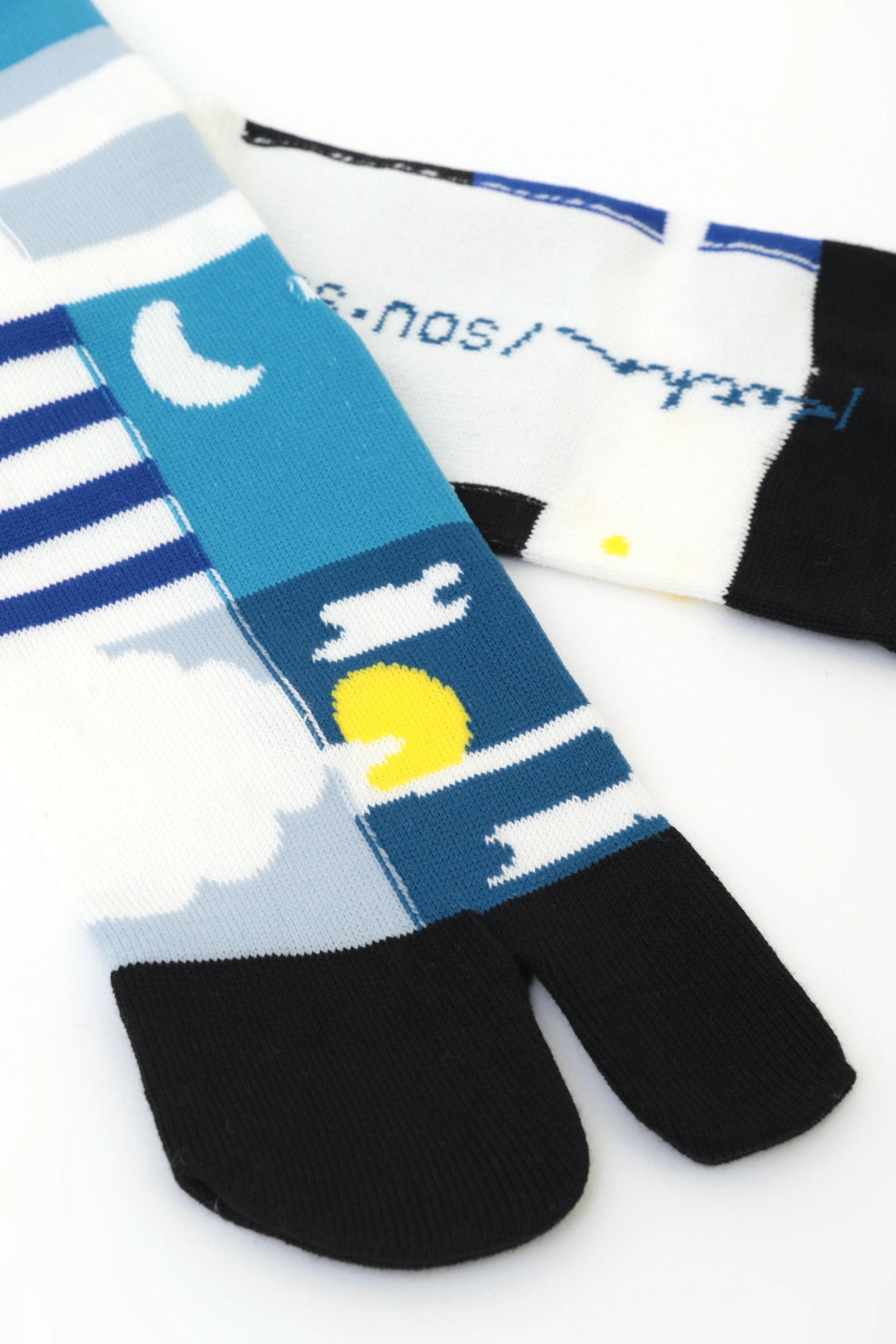 Tabi Socks (Mid-calf)／Moon and Stars Prussian Blue【Men・Women】