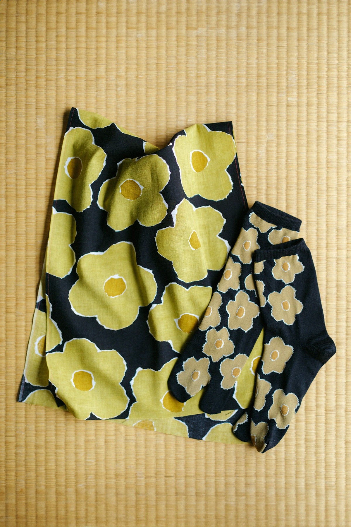 Tabi Socks (Mid-calf)／Maiden's Heart【Men・Women】