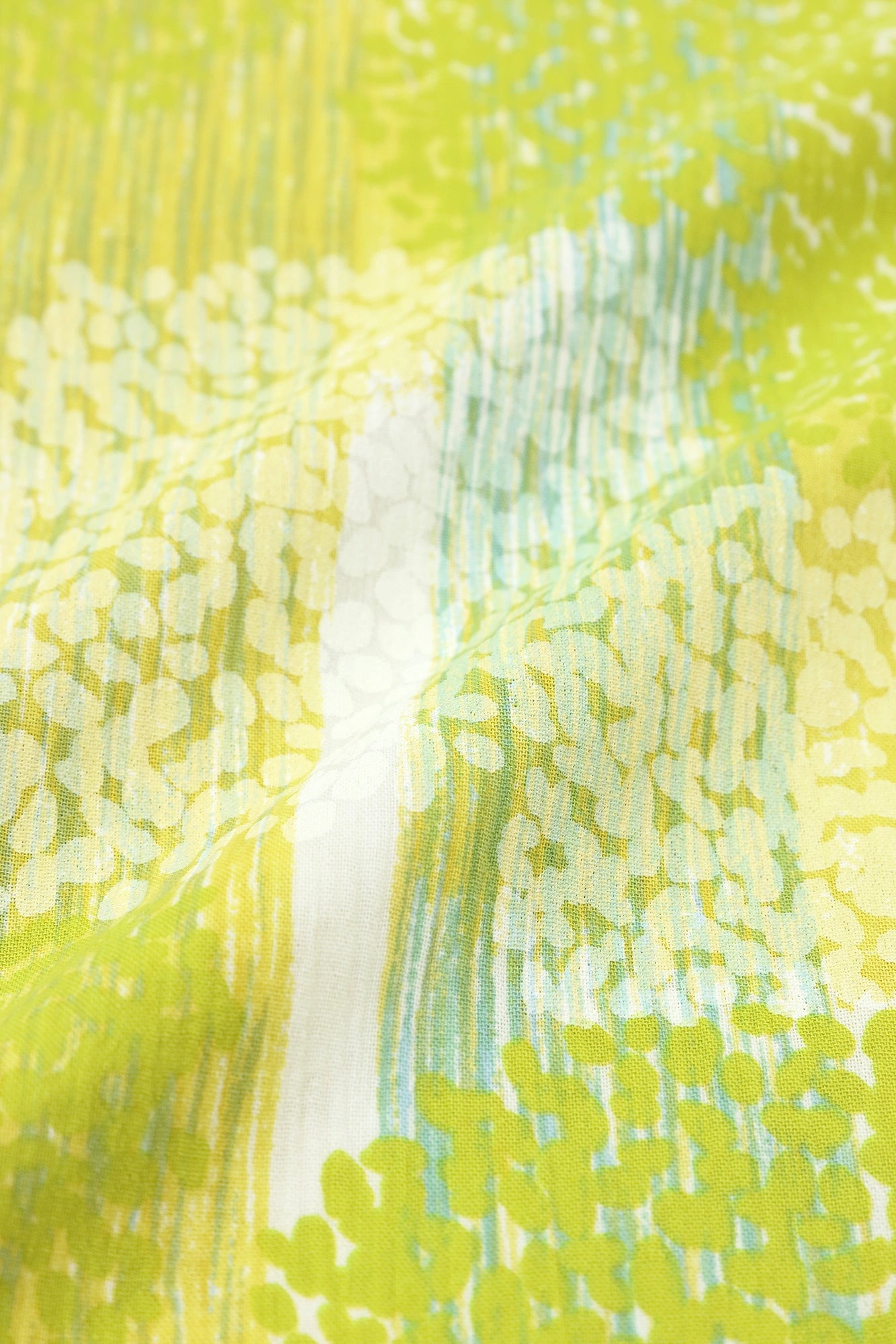 高島縮 20/20 薙刀長方形衣（なぎなたちょうほうけい）／かすみ草