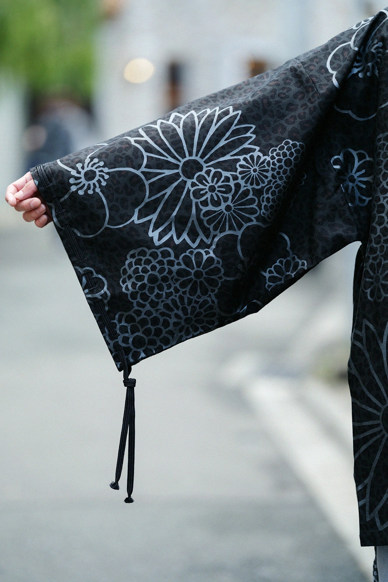 Tacheté de léopard (Hyōmadara) Manches impériales (Kyūcū-sode) Robe courte (Tani) Simple (Hitoe)/Kinrandonsu