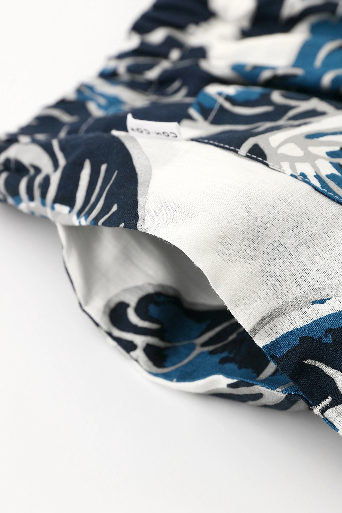 【预计4/21发货】麻阔腿裤／flying elephants 蓝银色