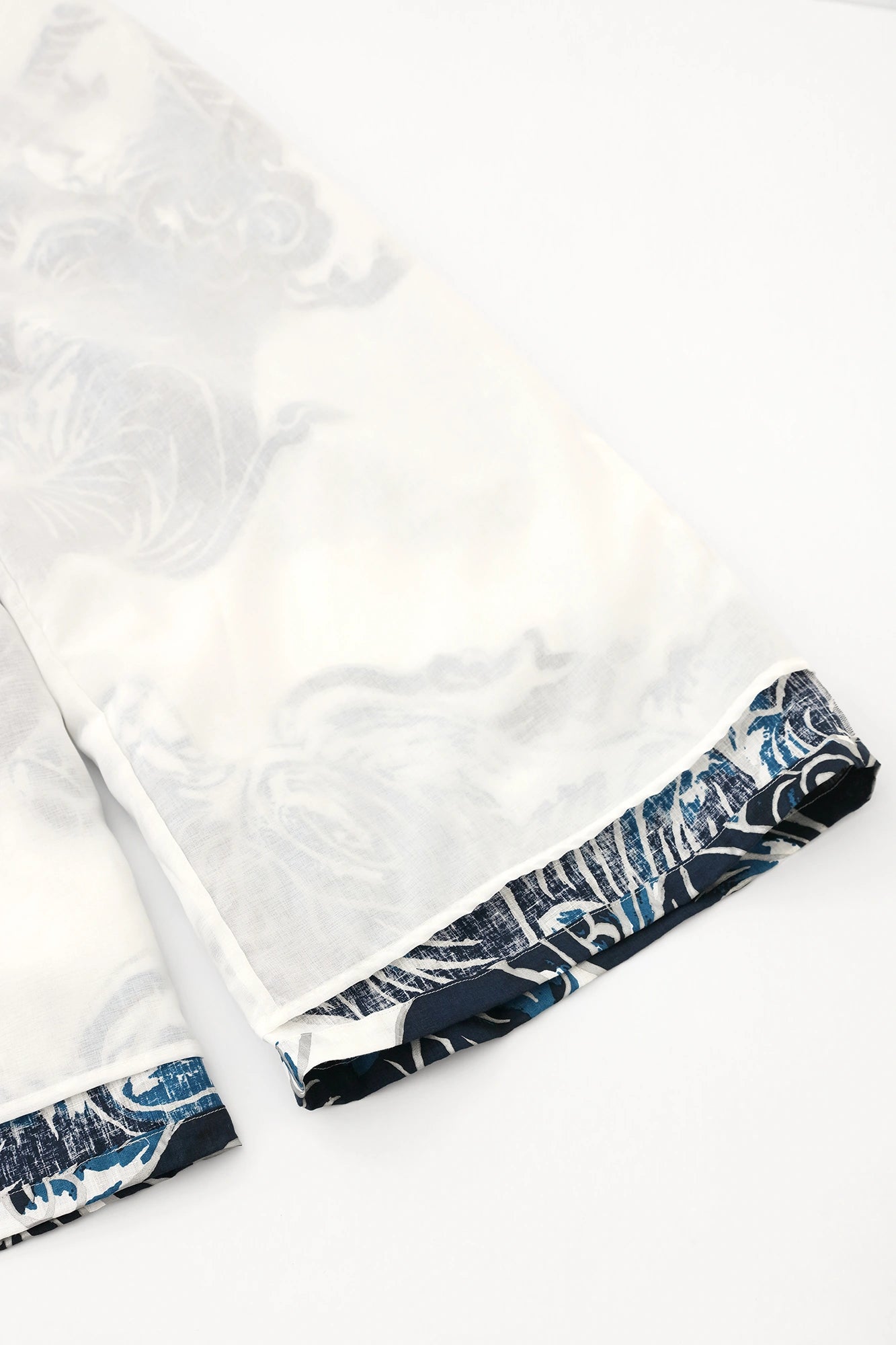 【预计4/21发货】麻阔腿裤／flying elephants 蓝银色