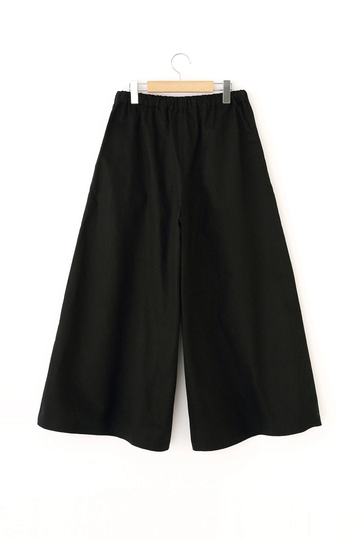 High Density Chino Cloth Three-shaku Width Pants／Black