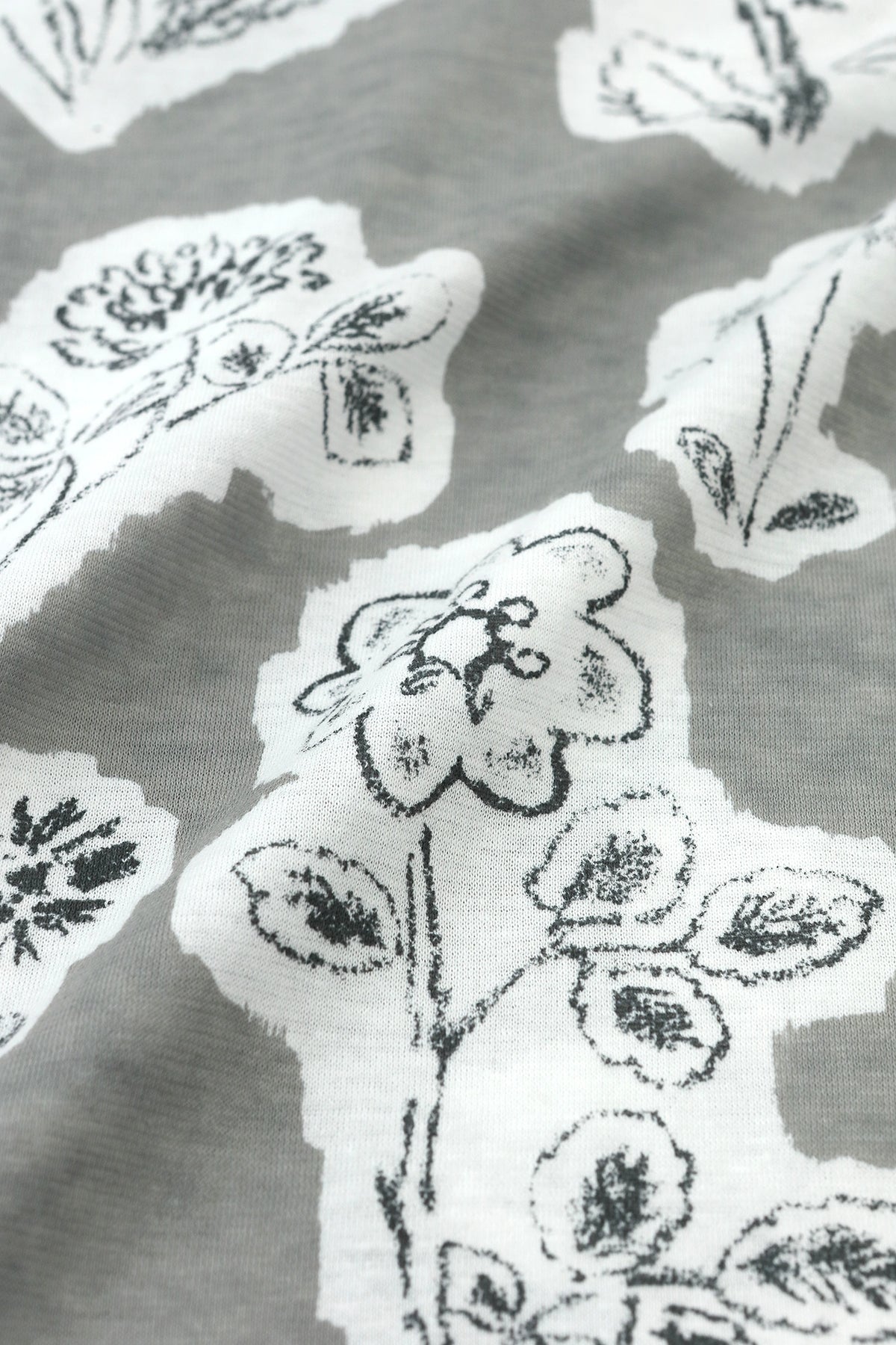 【Voraussichtlicher Versand um den 22. September】Obi-Stola / florale Stickerei 