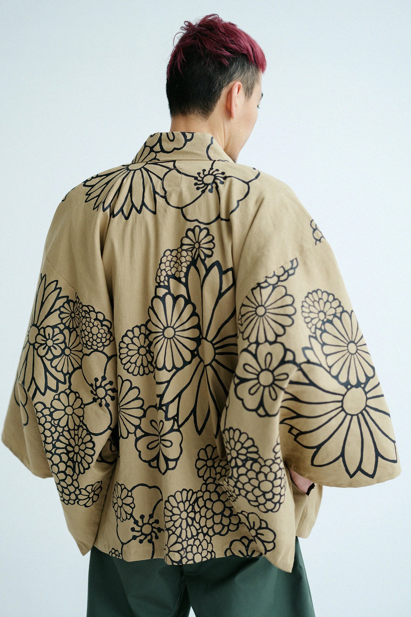 신 면마 카쿠소데후우비／킨란돈스 베이지색