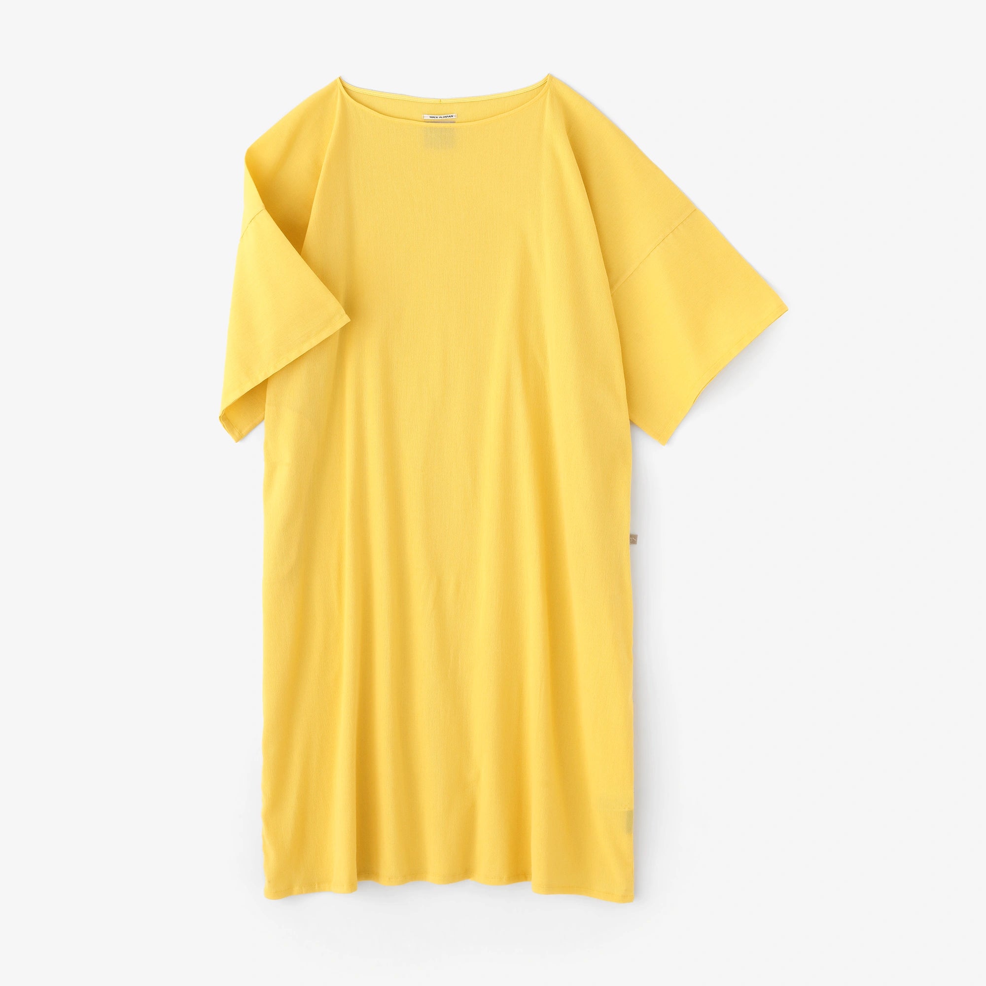 [Versand voraussichtlich um den 7. Juli] Takashima Jiji 40/40 Kleid mit flachen Ärmeln und U-Boot-Ausschnitt/Kariyasu-Farbe (Kariyasu-Farbe)
