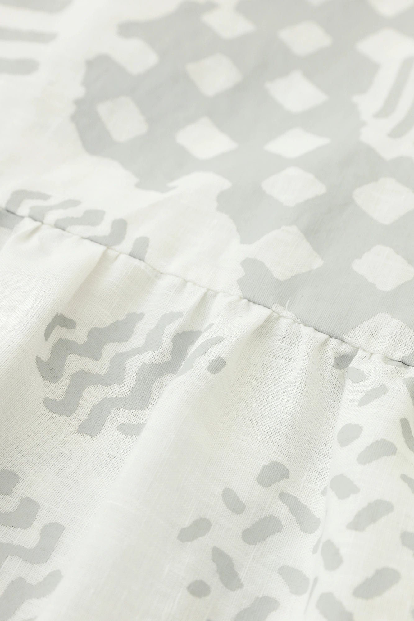Linen Wrinkle Blouse／Merrily White