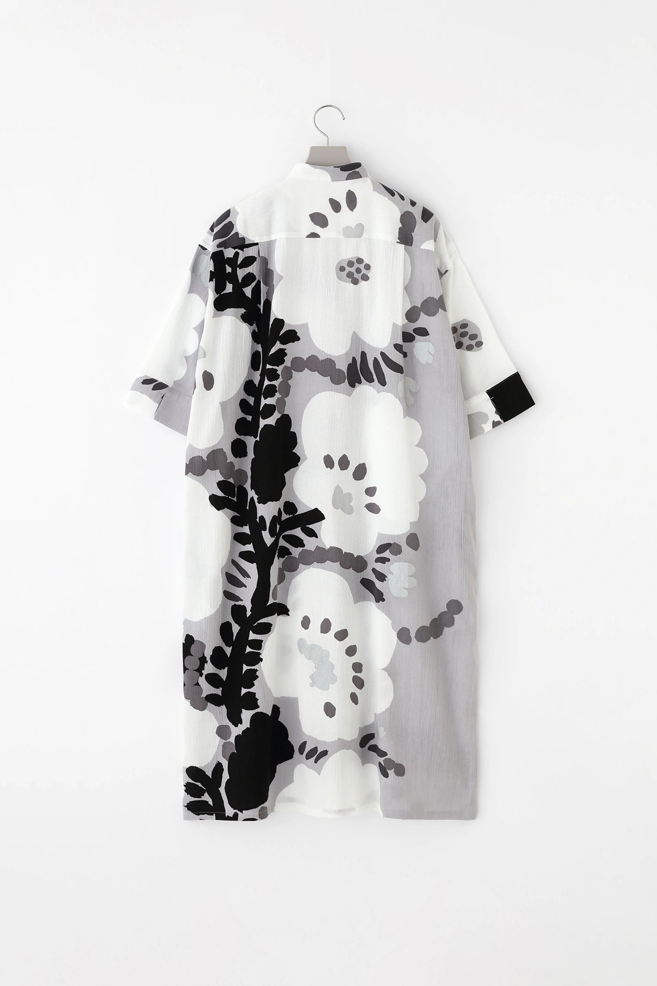 Shiji Takashima 20/20 Robe chemise grande manches 6/4/Jounetsu