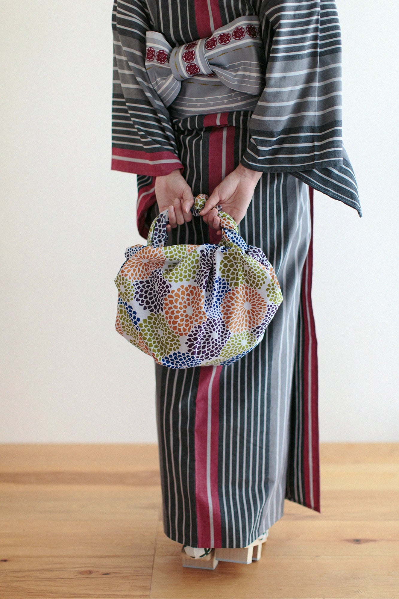 Hand-printed Furoshiki (Large) / Chrysanthemum