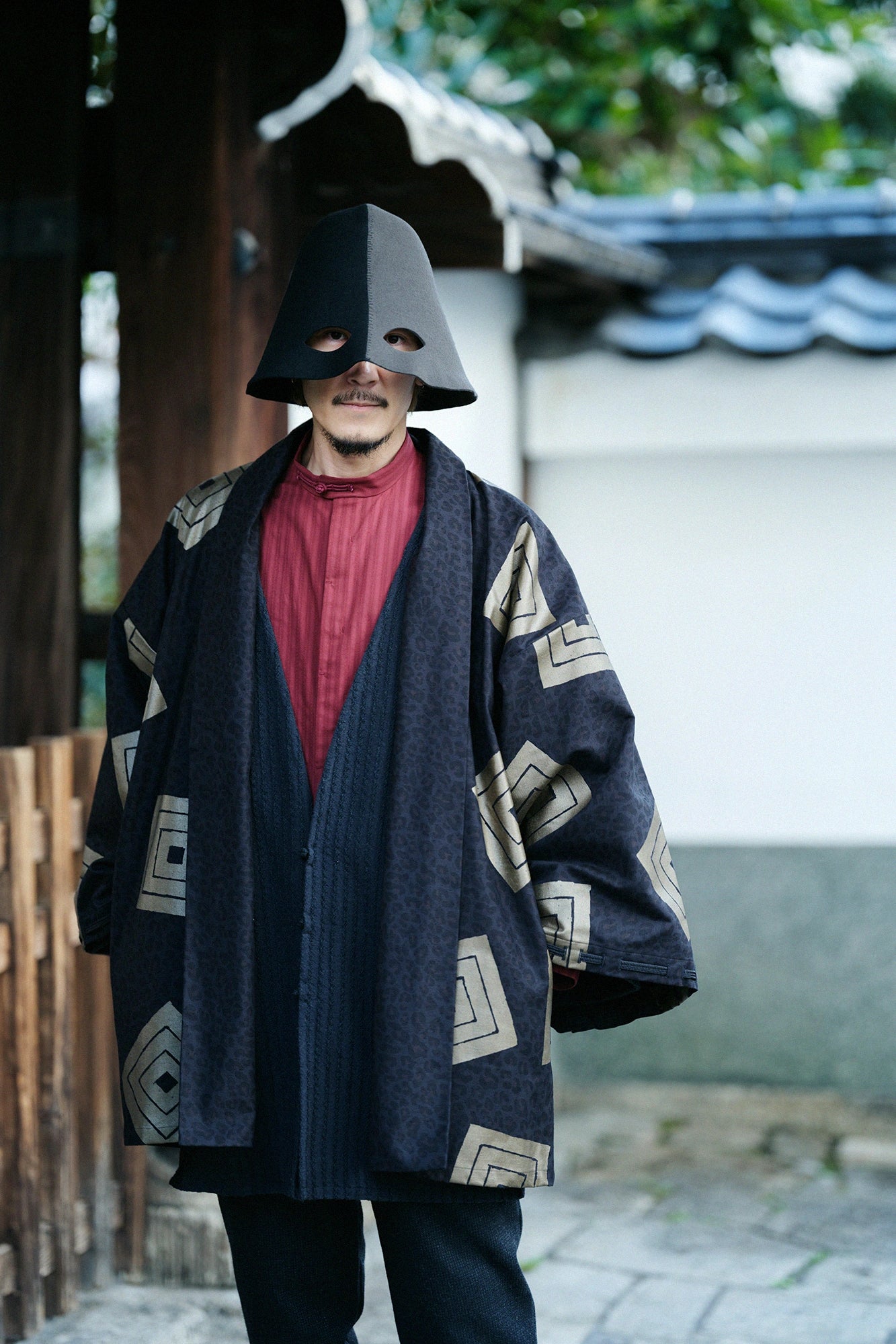 フェルト とっぱい／濡羽色（ぬればいろ）×濃灰（こいはい）