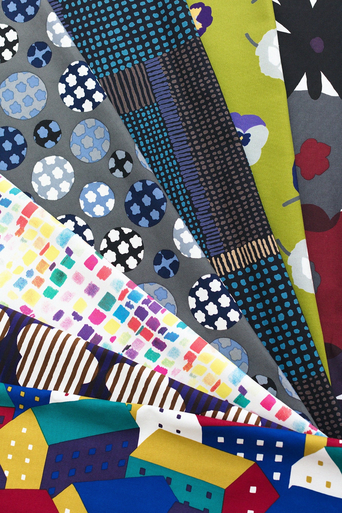 텍스타일 원단 （8호 캔버스）／북쪽나라 다양성 (TASAI) <50cm>