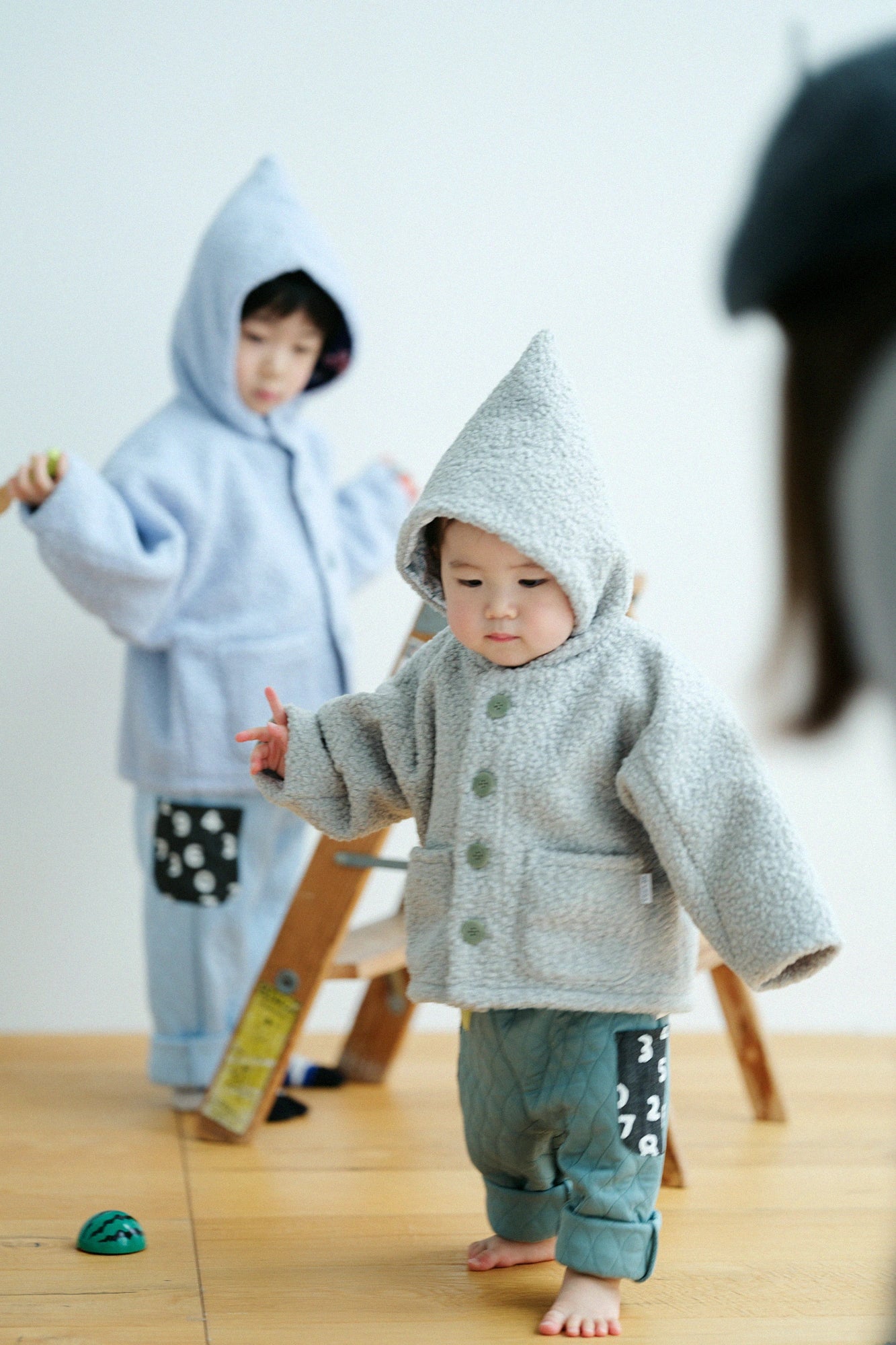 ●ボア ずきんこどもじりそで／あおみどりいろ×さえずり はっこう