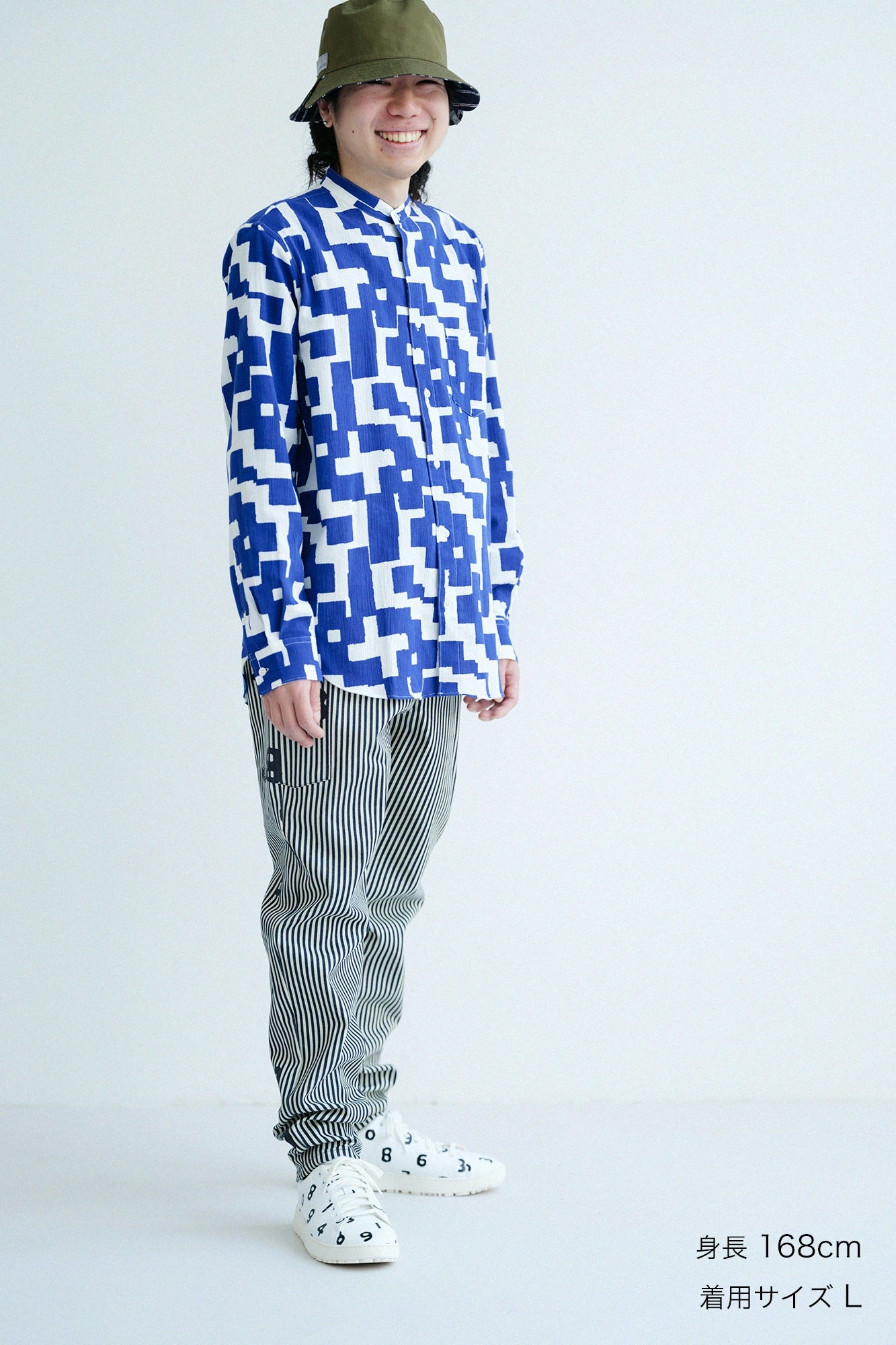 高島縮 20/20 スタンドカラーシャツ／いくばく模様（もよう）