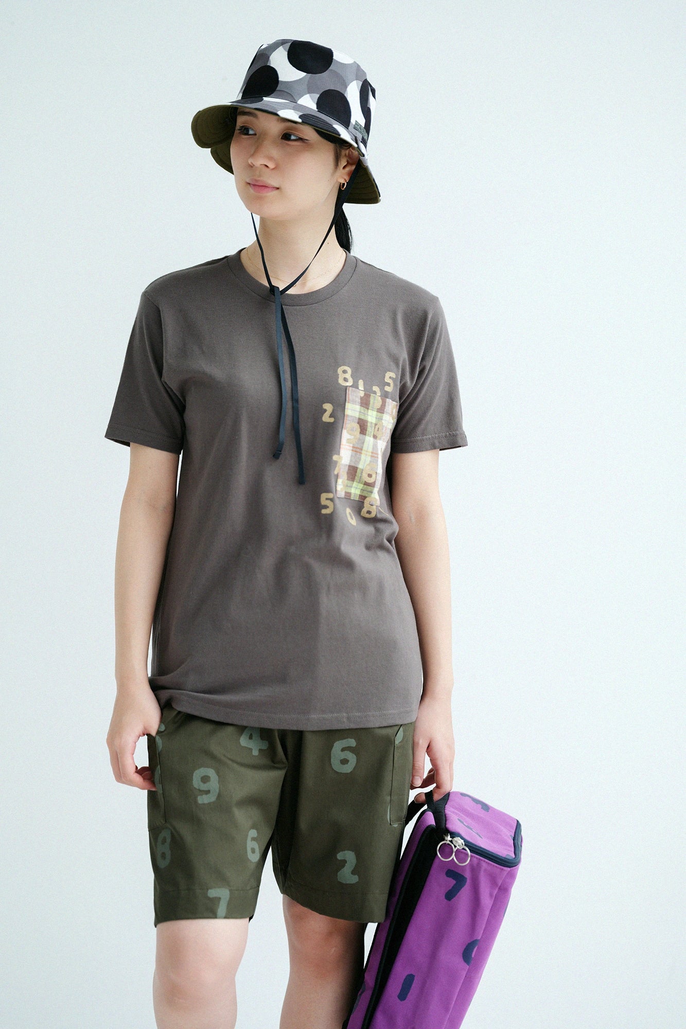 半袖 ポケットTシャツ[5.0]／チャコール×SO-SU-U昆（こん）
