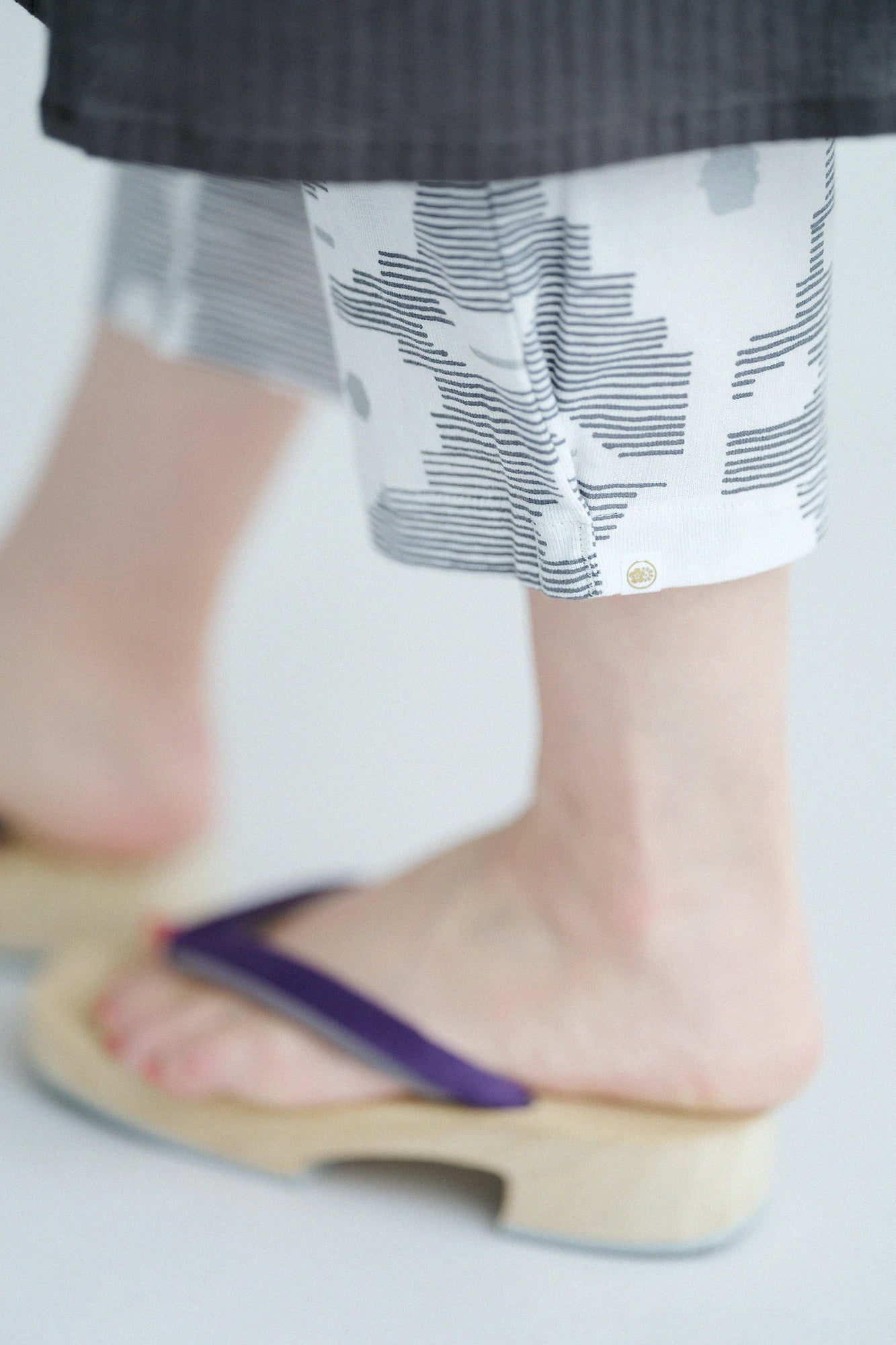 Chizimi Cotton 40/40 Skinny Pants / Silence