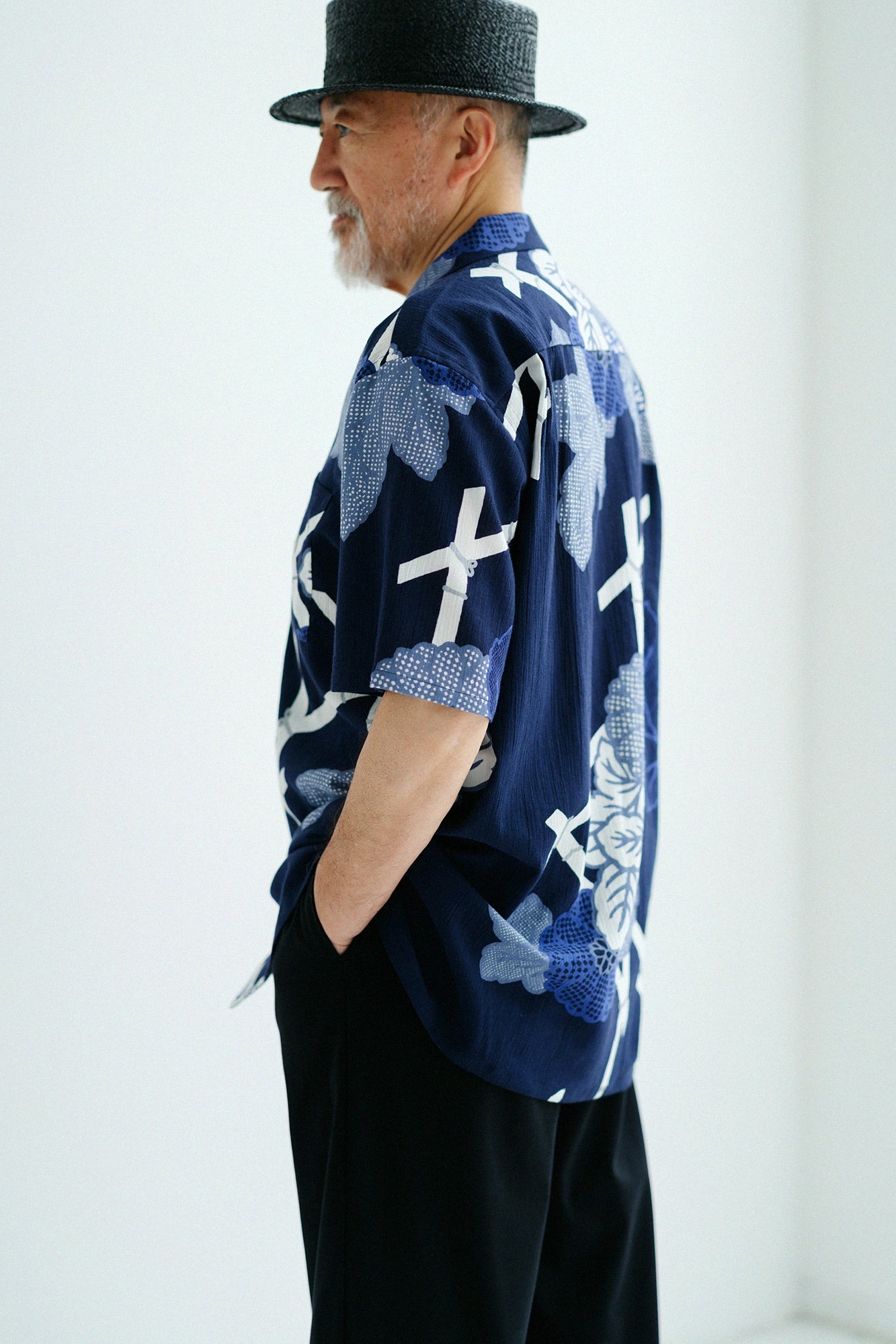 'Height:'176 cm,'WearsTaille : 'XL