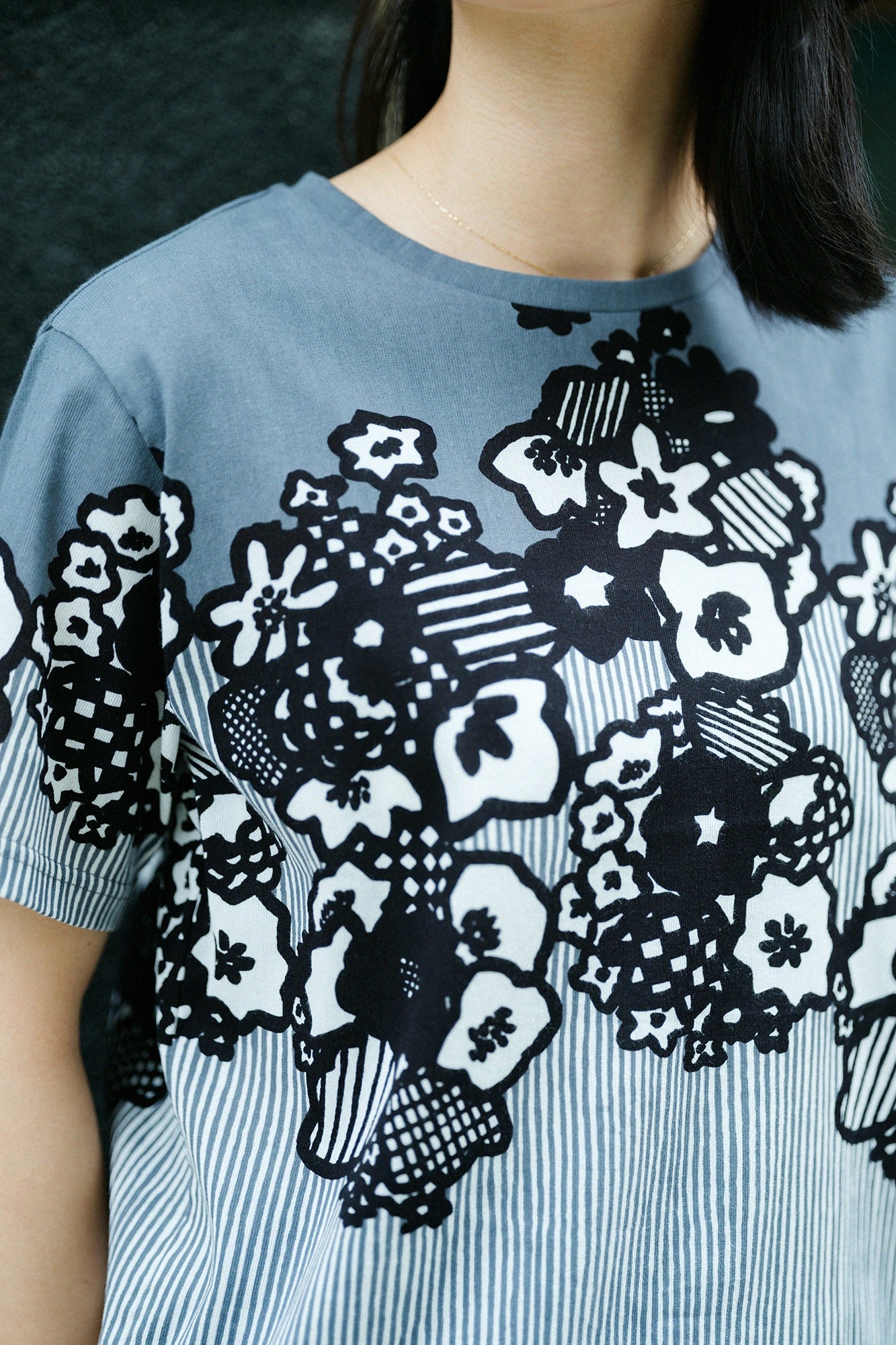 【7月7日頃発送予定】高島縮 40/40 半袖Tシャツ／花くすだま 夜半（やはん）