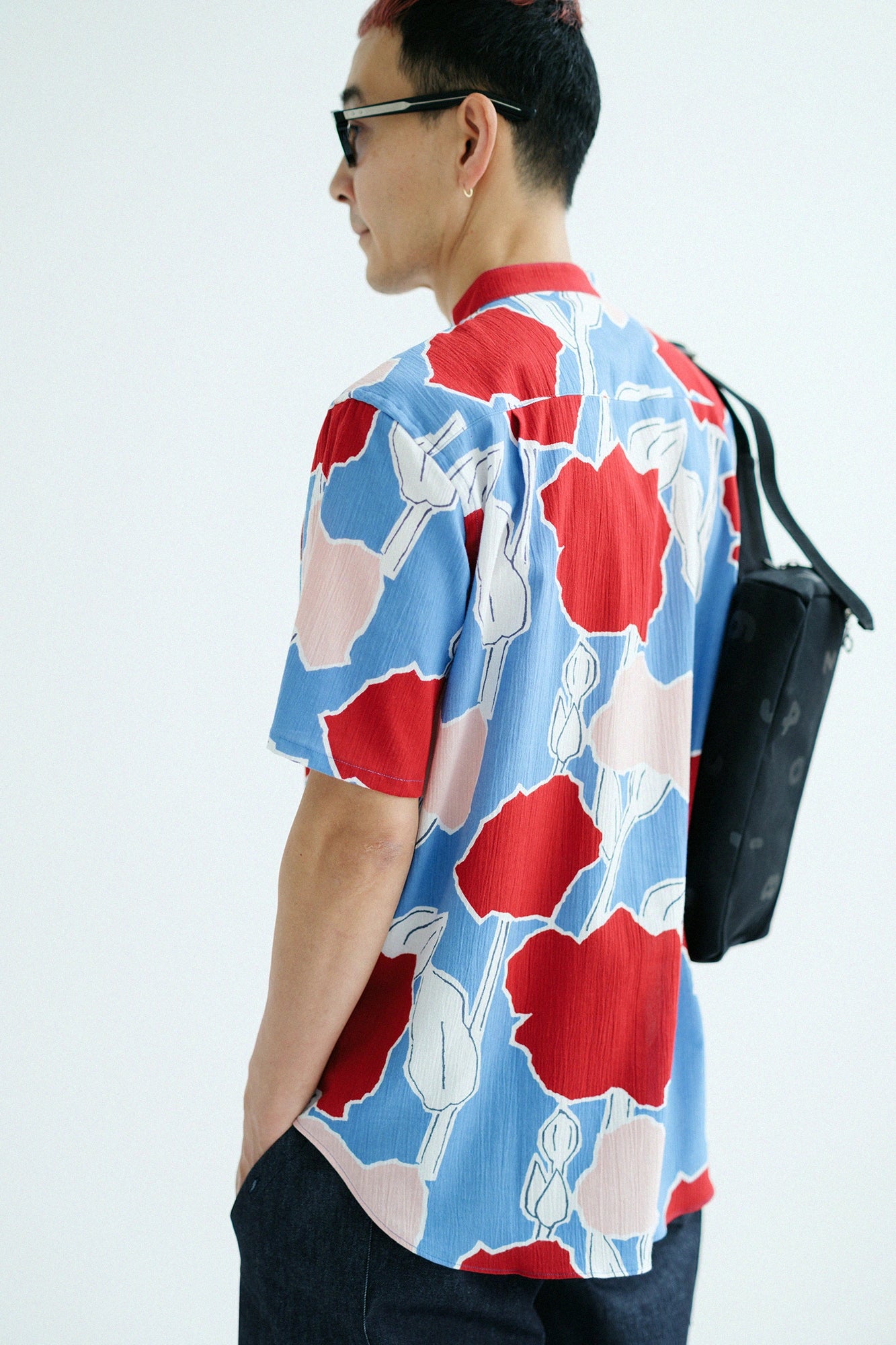 'Height：'171 cm,'WearsTaille : 'L,左下