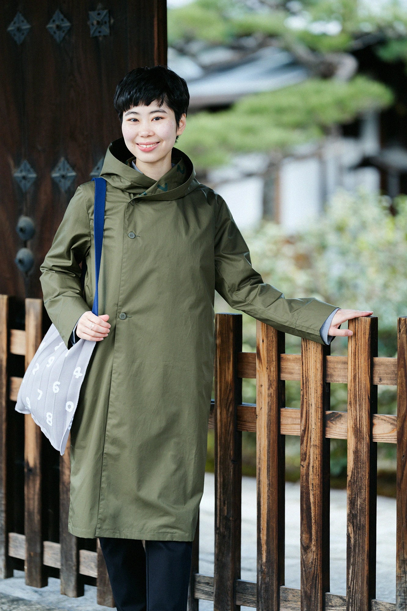 고밀도능직 후드 코트/카키×SO-SU-U