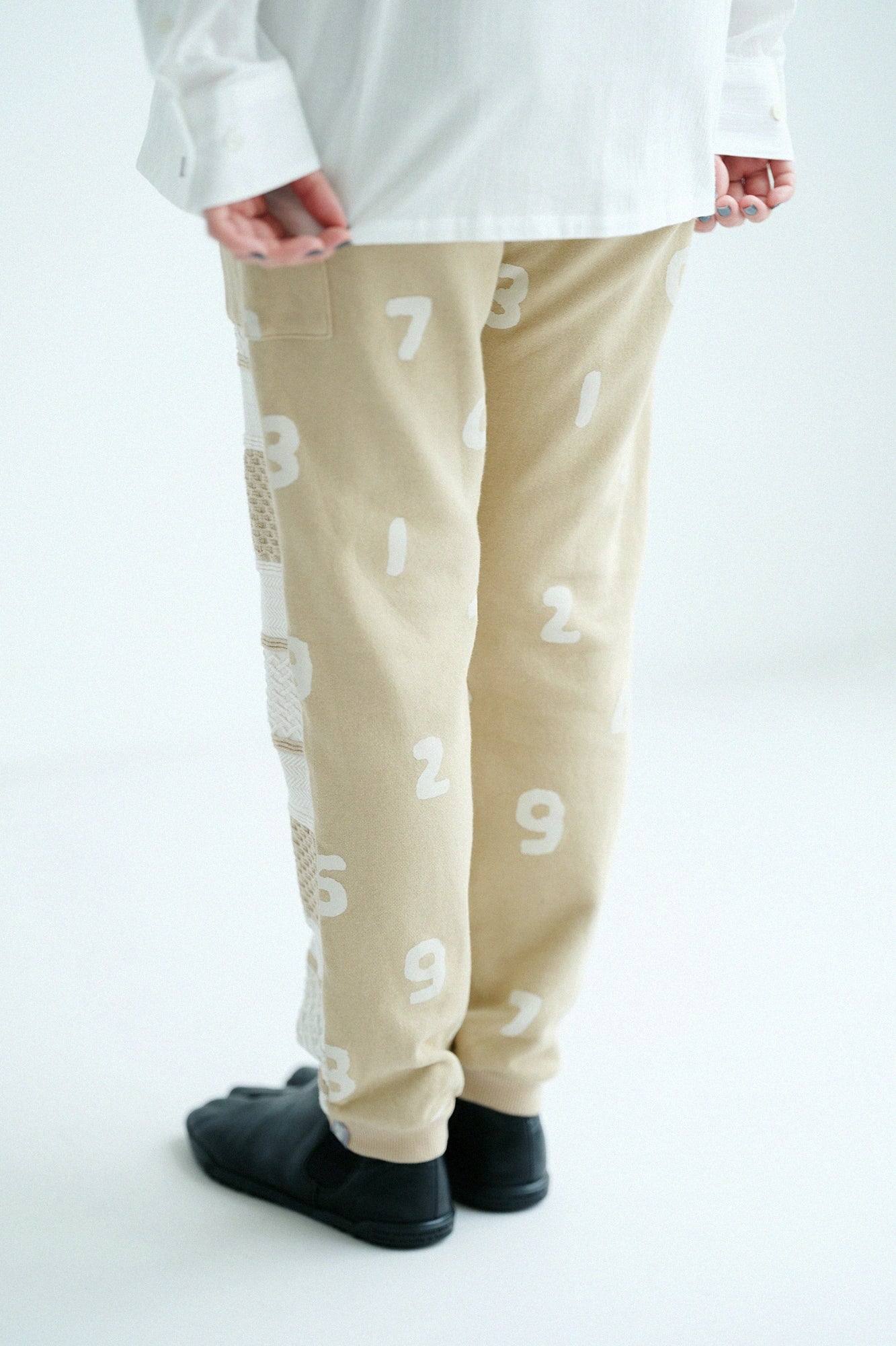 ケーブルジャカード×裏毛 BIKEパンツ／エクリュ ビスケットボーダー×SO-SU-U