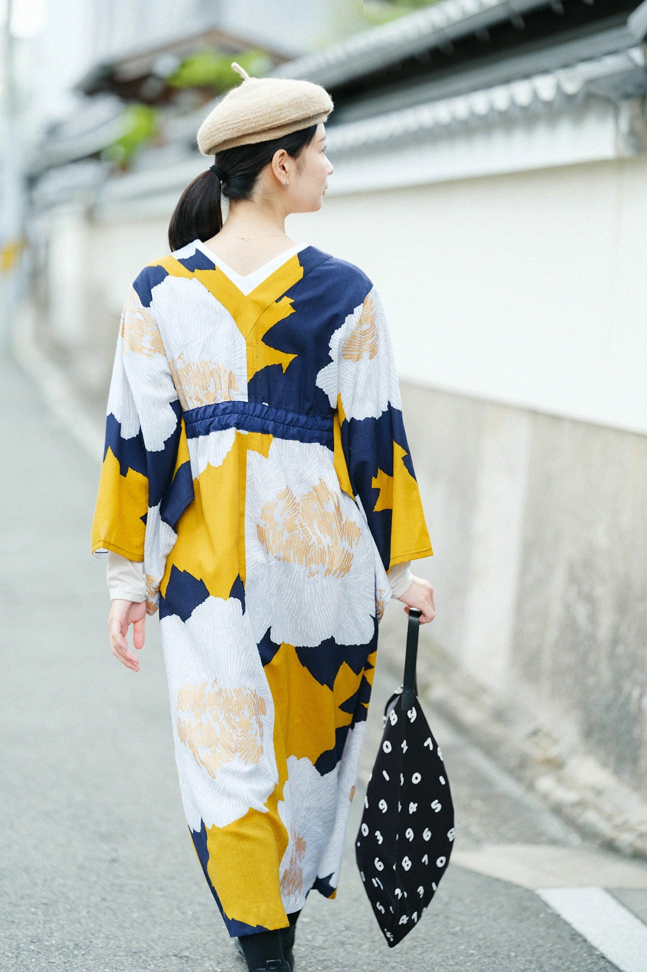 'ส่วนสูง：'162ซม.,'ไซซ์ที่สวมใส่：'หญิง M