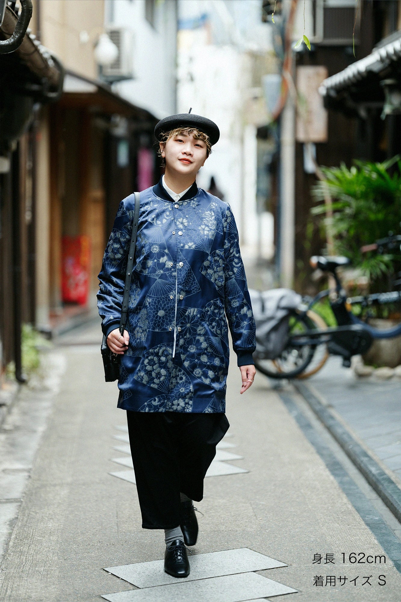 [Expédition prévue fin avril] Blouson réversible en sergé chambray/marine x éventail