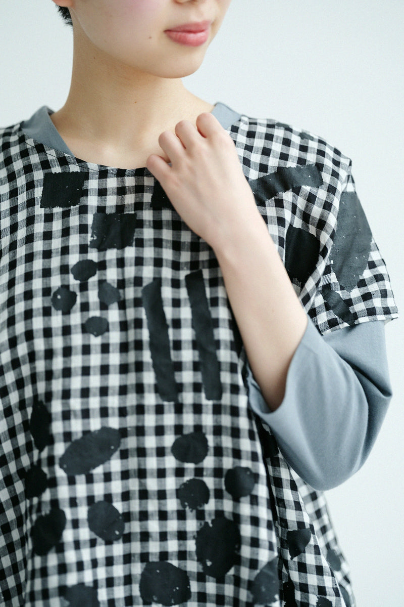 เสื้อสี่เหลี่ยม 